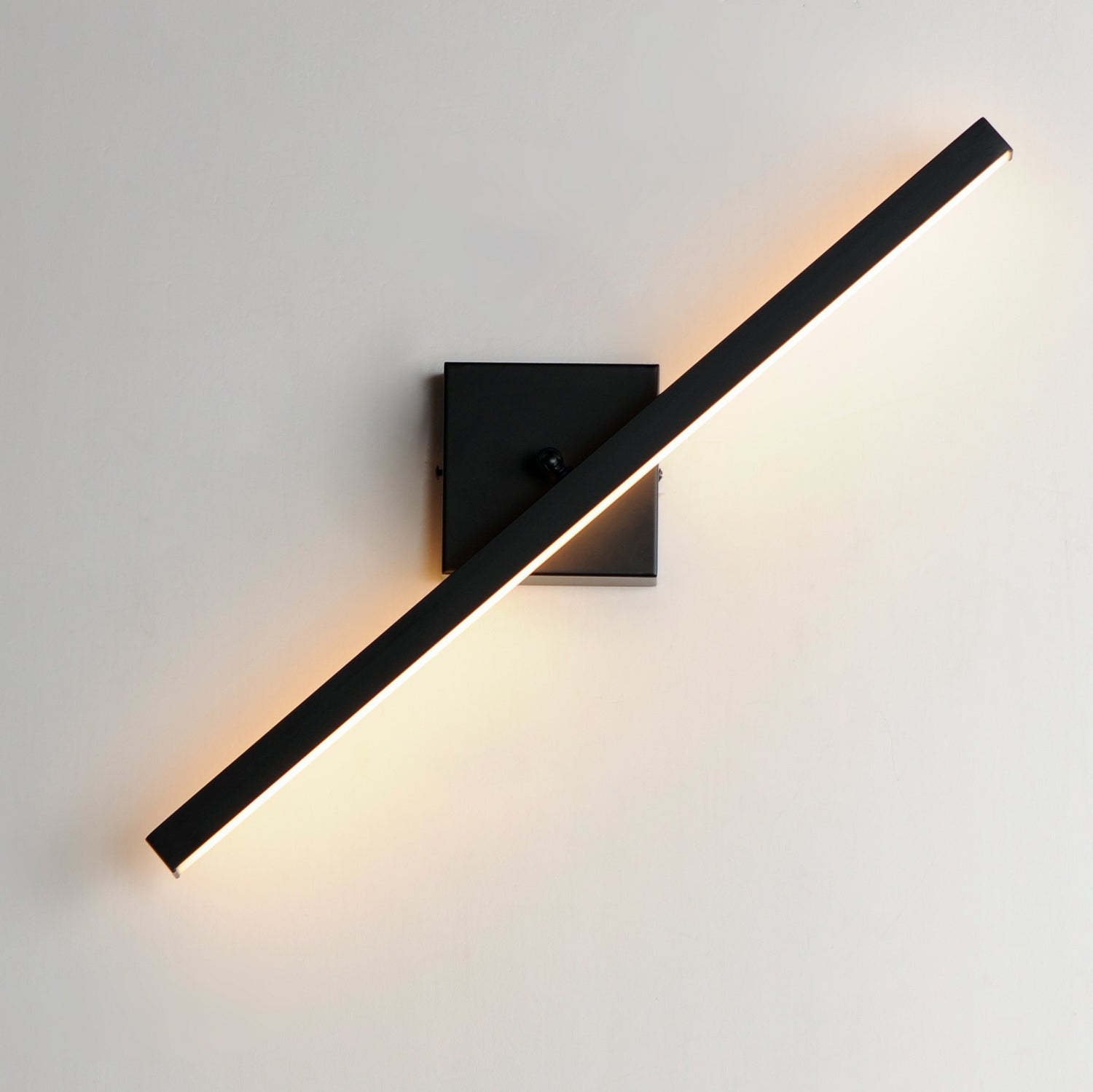 Maxim Lighting E21372-BK: lad-4698843-4.jpg