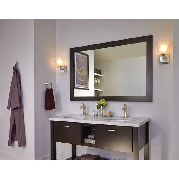 Moen YB5103NL