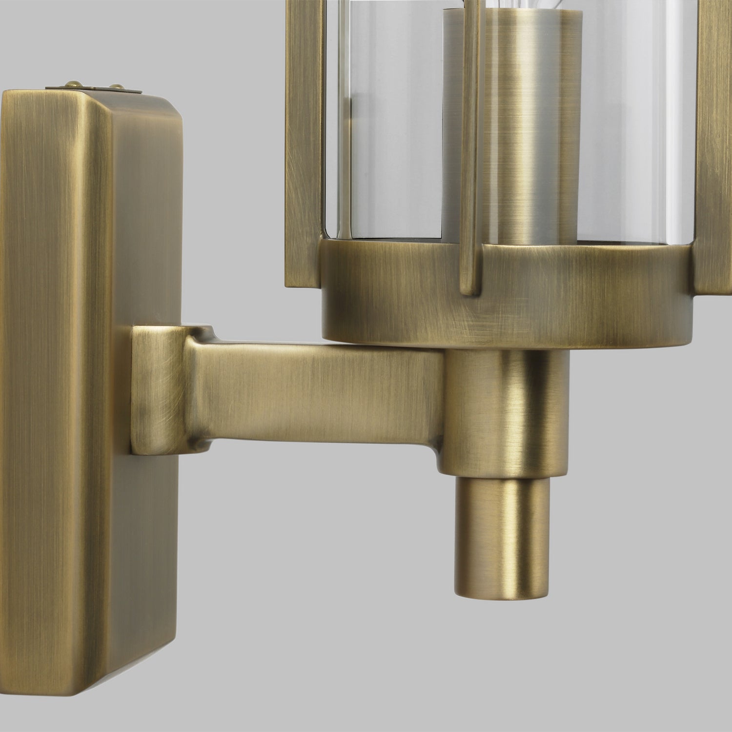 Flynn 1-Light Wall Sconce with Clear Glass Shade