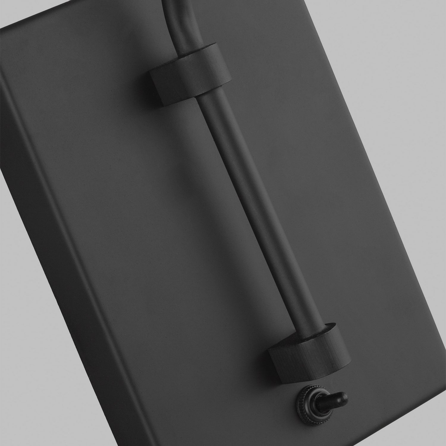 Visual Comfort EW1041MBK: 977474-2.jpg