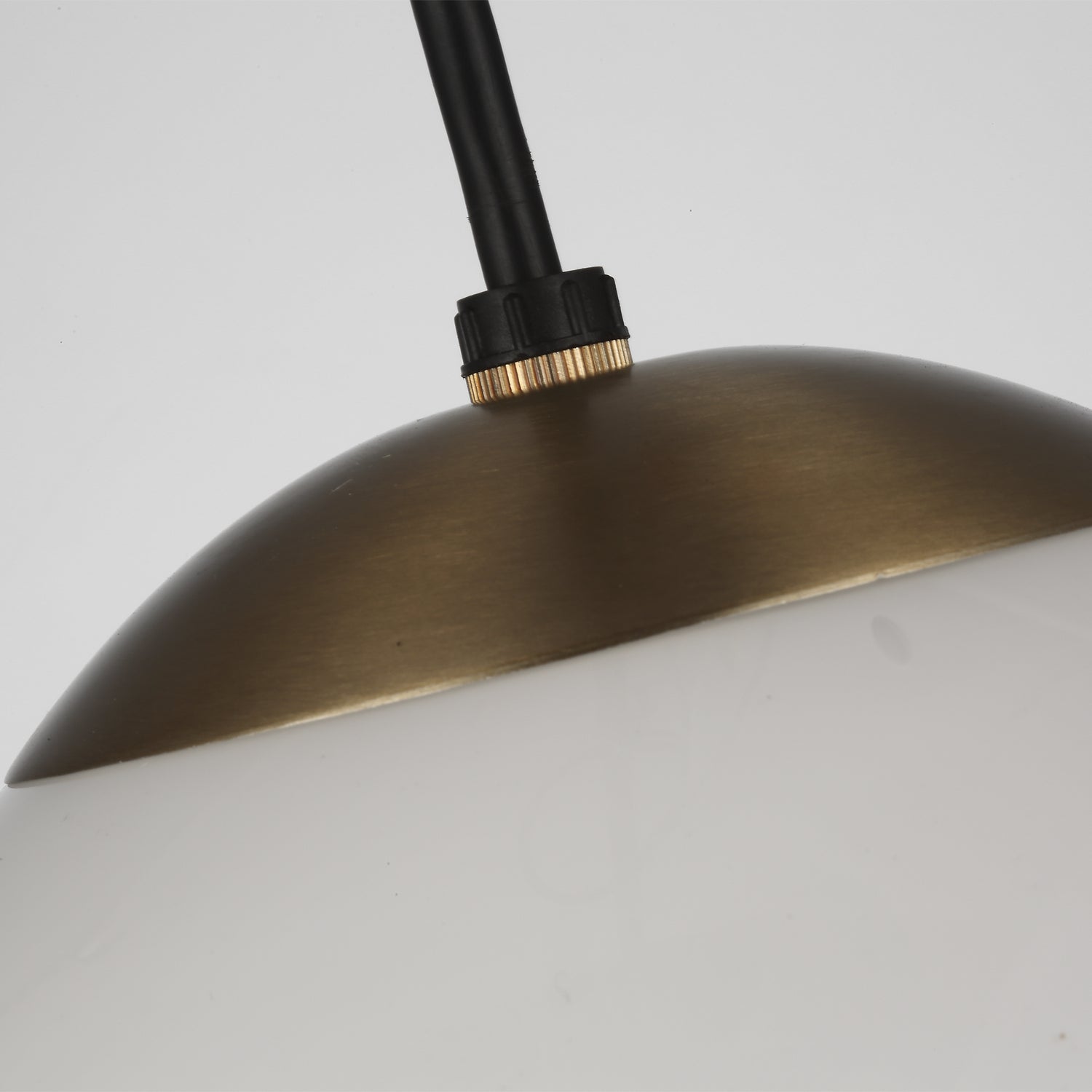 Leo Hanging Globe 1-Light Medium Pendant