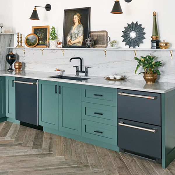 24 in 5.7 Cu Ft Built-In Dual-Drawer Refrigerator with Soft-Close Drawers