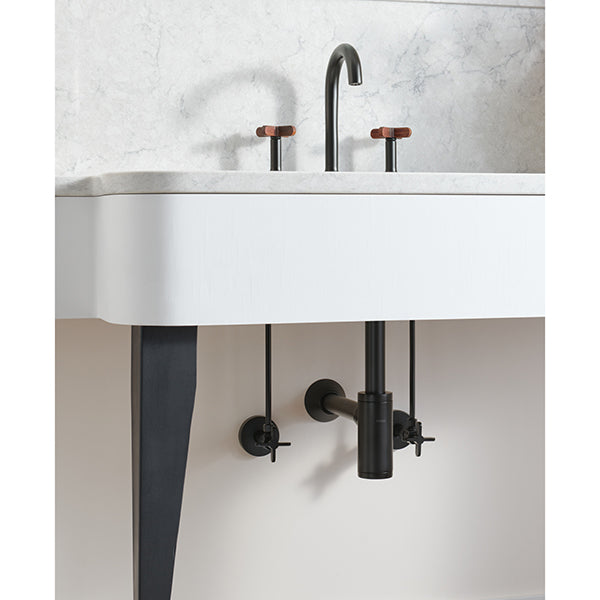Delta BT01201-BL