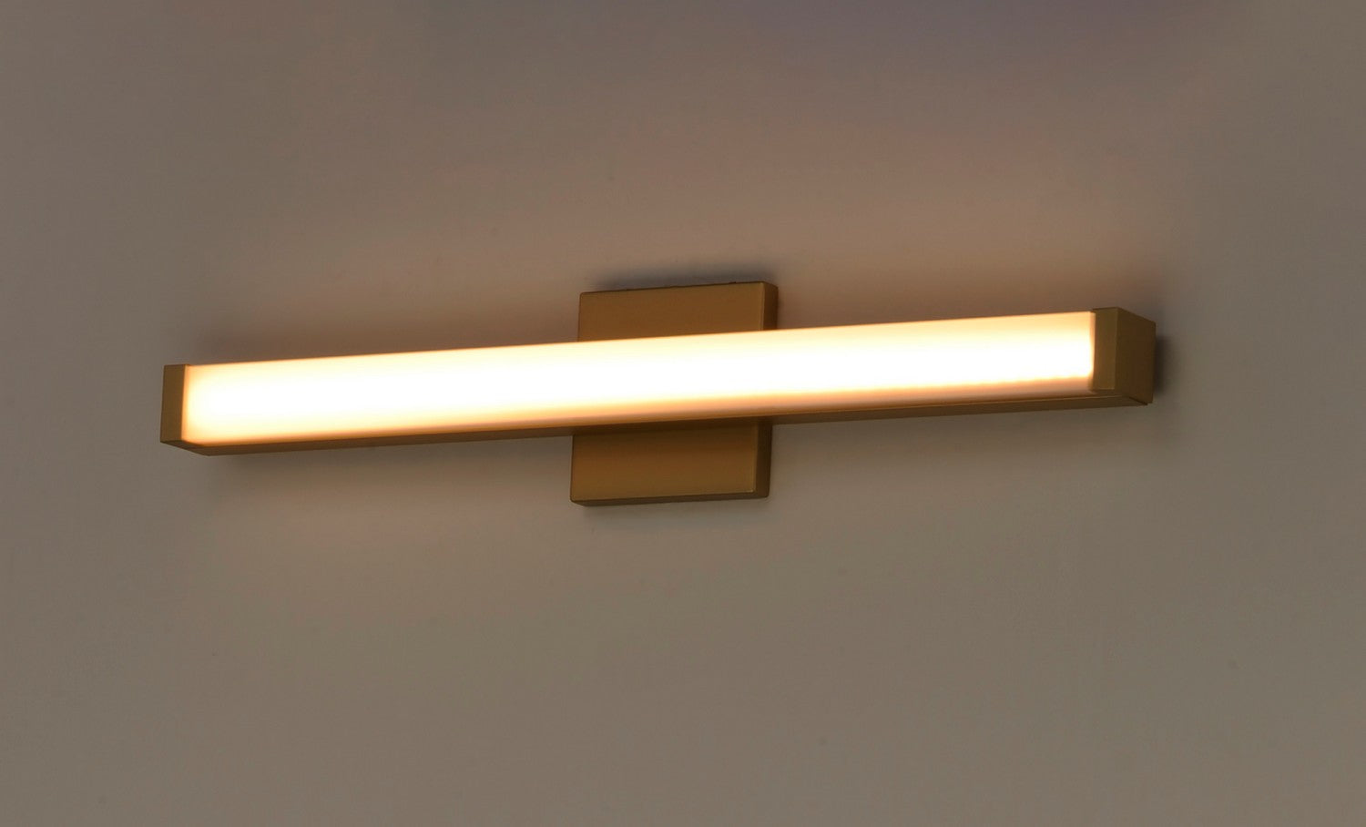Maxim Lighting 52006GLD: 1010177-3.jpg