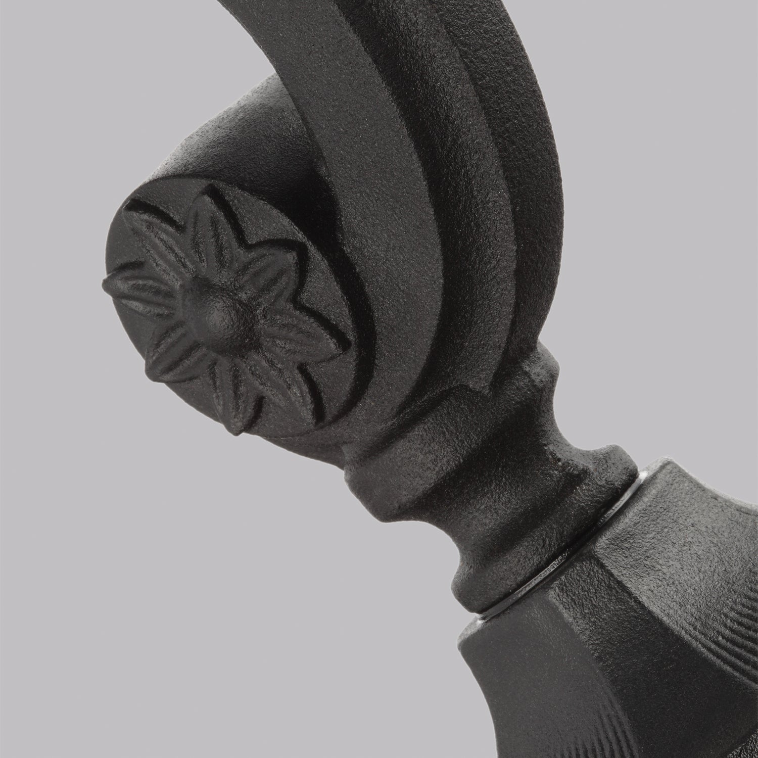 Visual Comfort OL5422BK: 817586-1.jpg
