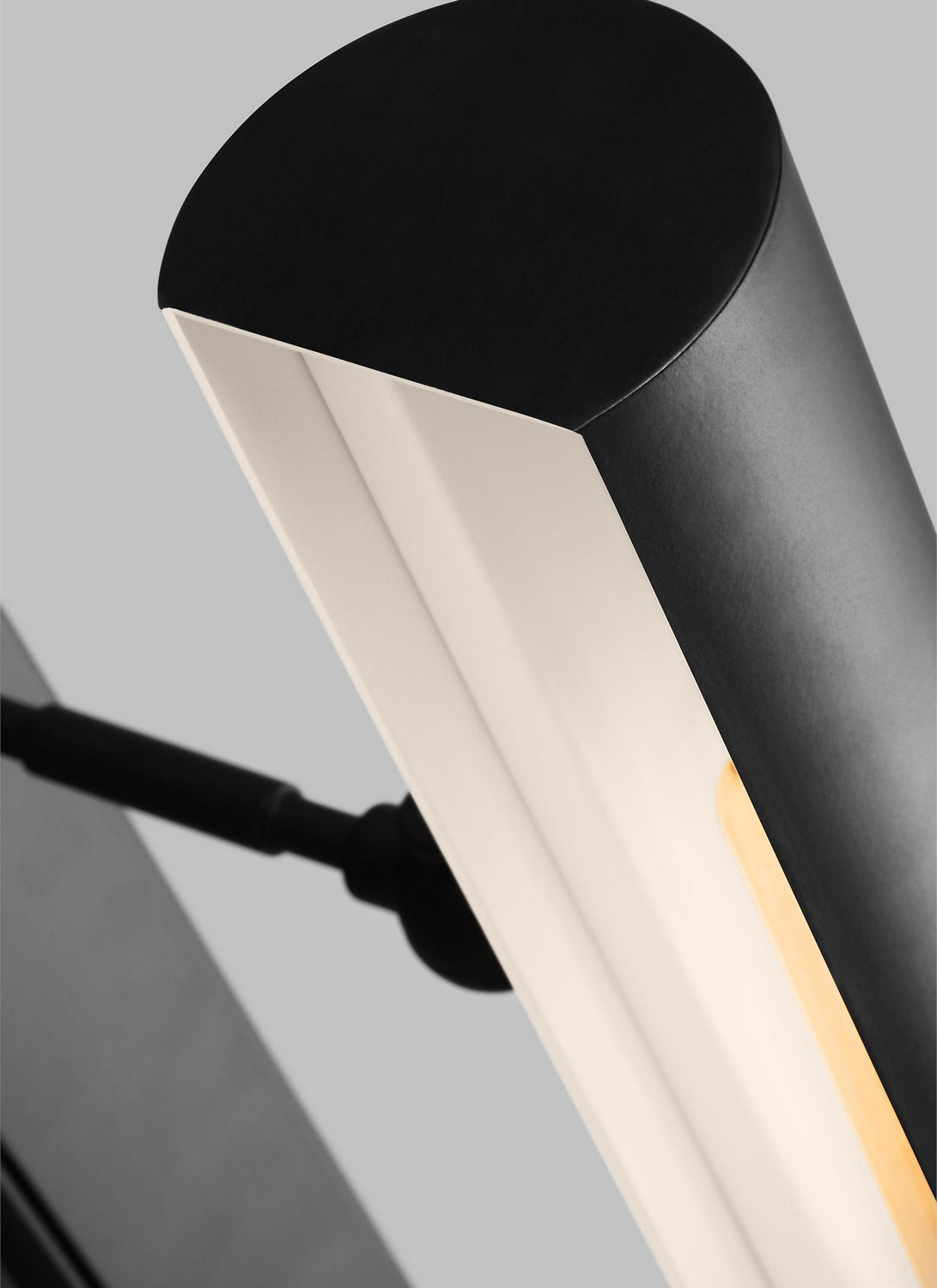 Kenyon 30 in Picture Light