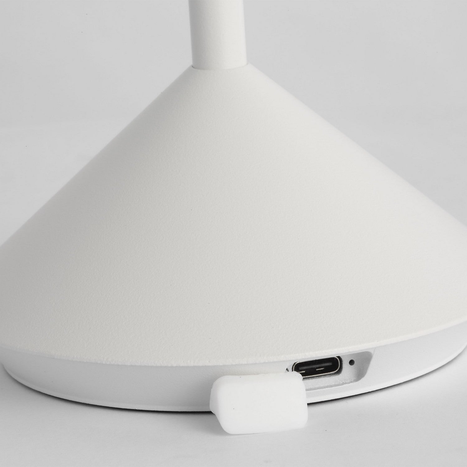Tech Lighting SLTB27127W