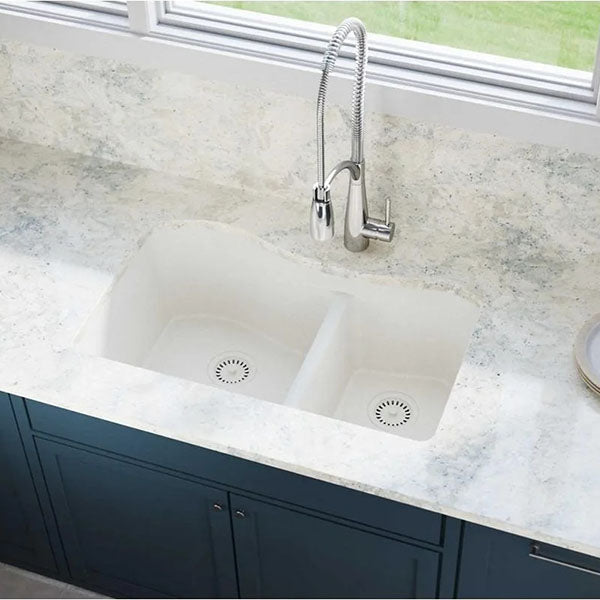 Quartz Luxe 32-1/2 in Double Bowl Undermount Kitchen Sink