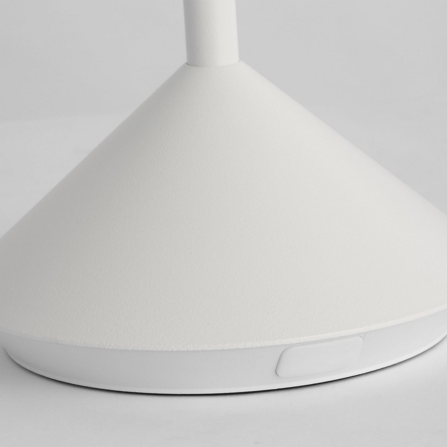 Tech Lighting SLTB27127W: lad-5260394-4.jpg